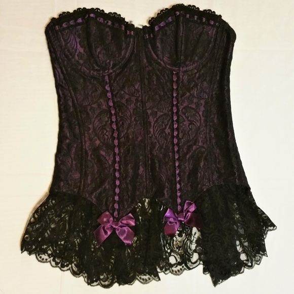 Frederick's of Hollywood Other - 💥3 for $20💥 Fredericks of Hollywood Lace Corset